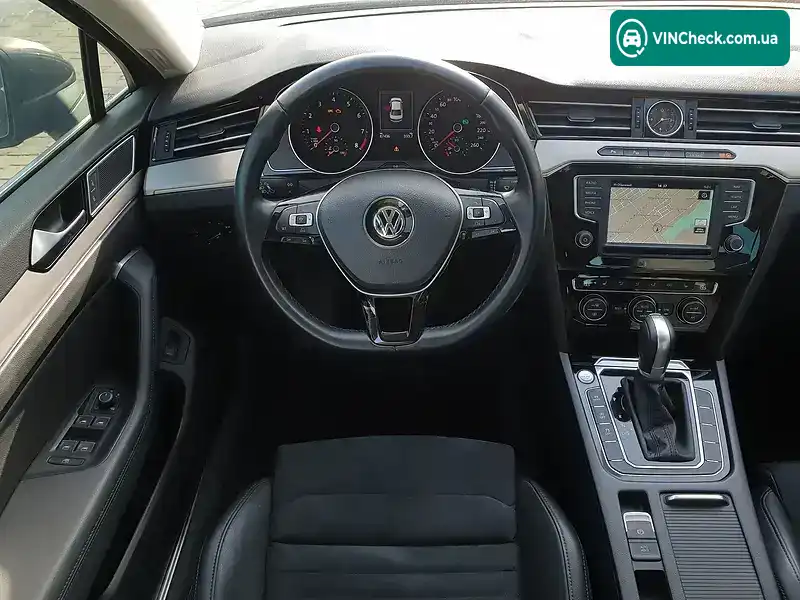 Volkswagen Passat 2015, фото з оголошення 2 з 4, VIN WVWZZZ3CZFE475594