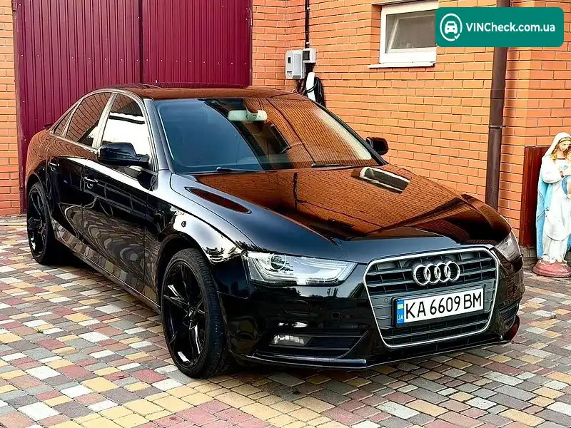 Audi A4 2012, фото з оголошення 1 з 17, VIN WAUZZZ8K9DA028738