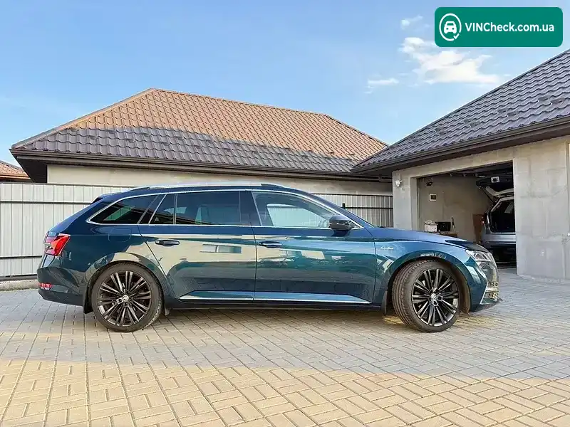 Skoda Superb 2020, фото з оголошення 2 з 21, VIN TMBJJ9NP4L7045417