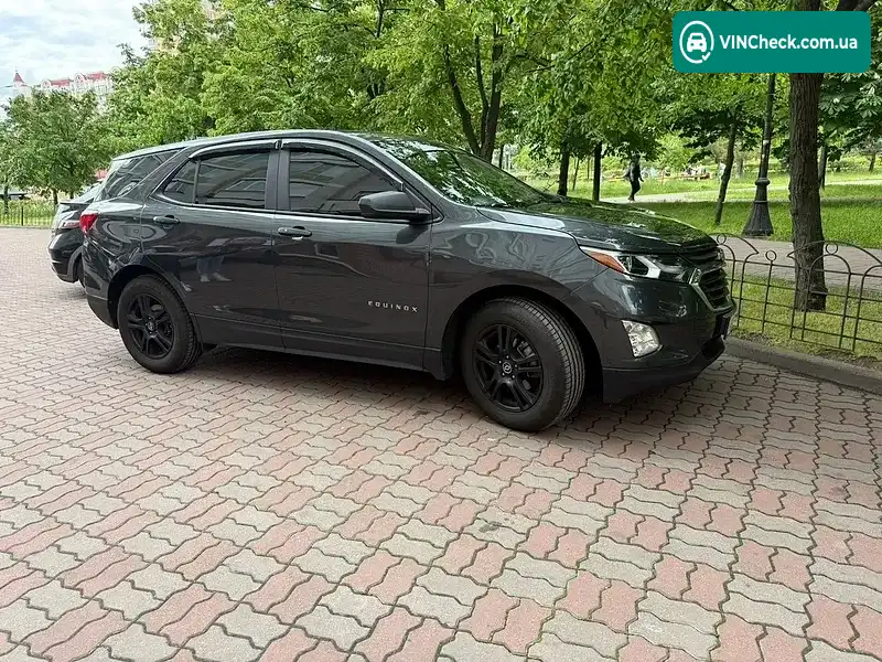 Chevrolet Equinox 2019, фото з оголошення 2 з 20, VIN 3GNAXHEV1LS590071