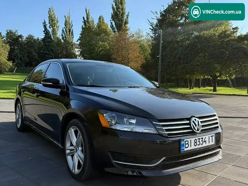 Volkswagen Passat 2015, фото з оголошення 1 з 15, VIN 1VWBV7A33FC093824