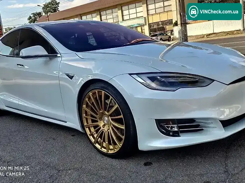 Tesla Model S 2019, фото з оголошення 1 з 20, VIN 5YJSA1E23KF338910