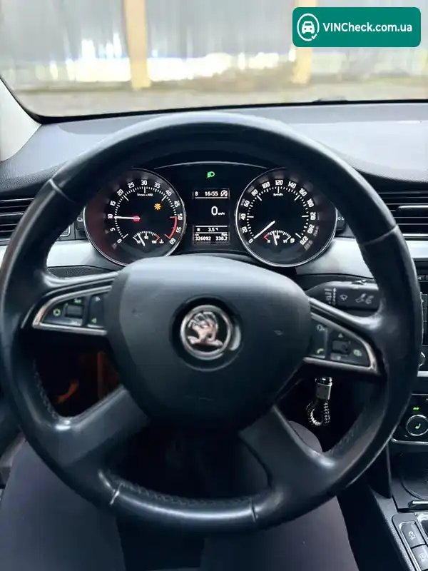 Skoda Superb 2014, фото з оголошення 2 з 20, VIN TMBAE73T0E9051666