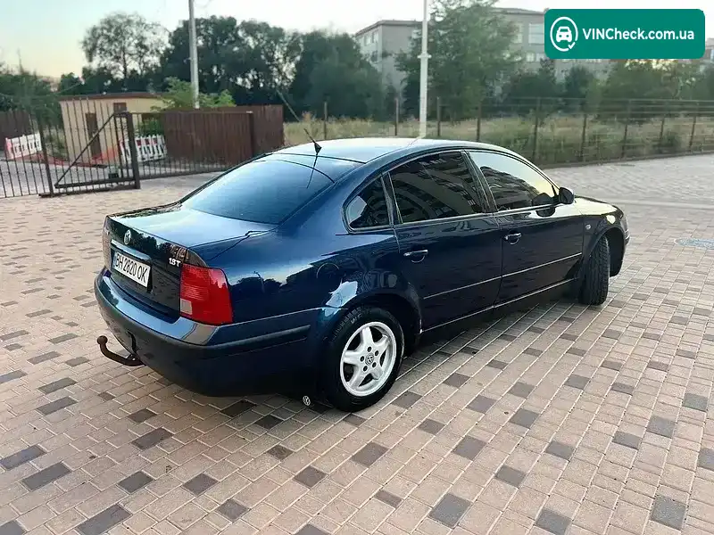 Volkswagen Passat 1998, фото з оголошення 2 з 18, VIN WVWZZZ3BZXP077675