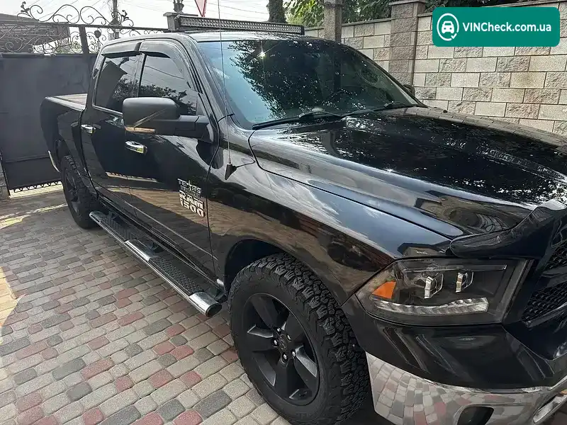 Dodge RAM 1500 2016, фото з оголошення 2 з 4, VIN 1C6RR7LG3GS419285