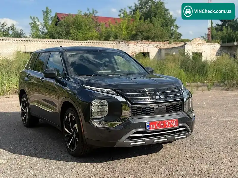 Mitsubishi Outlander 2024, фото з оголошення 1 з 9, VIN JA4J3VA82RZ089554