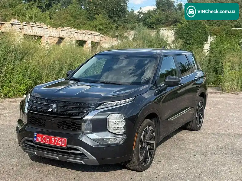 Mitsubishi Outlander 2024, фото з оголошення 2 з 9, VIN JA4J3VA82RZ089554