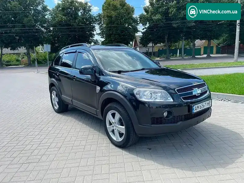 Chevrolet Captiva 2009, фото з оголошення 2 з 11, VIN KL1CF26RJAB010781