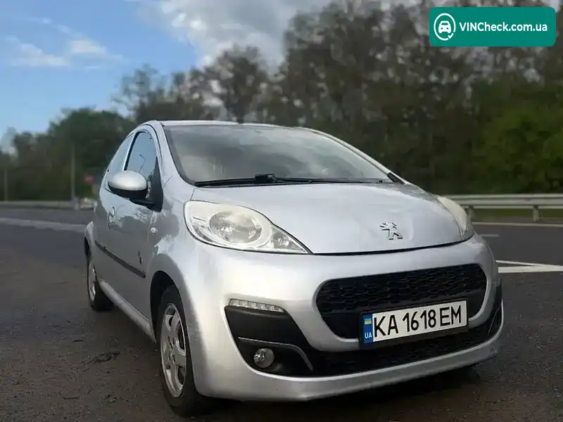 Peugeot 107 2012, фото з оголошення 2 з 13, VIN VF3PNCFB0CR010018