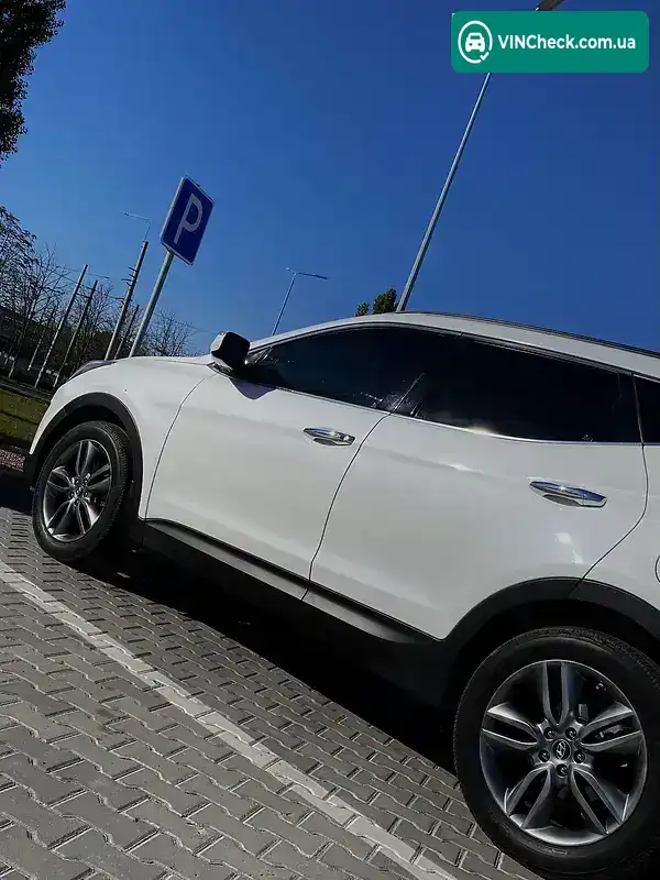 Hyundai Santa FE 2013, фото з оголошення 1 з 8, VIN 5XYZUDLA7DG067413