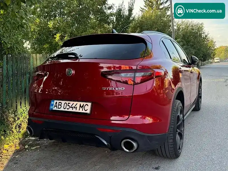 Alfa Romeo Stelvio 2017, фото з оголошення 2 з 15, VIN ZASFAKNN4J7B93079