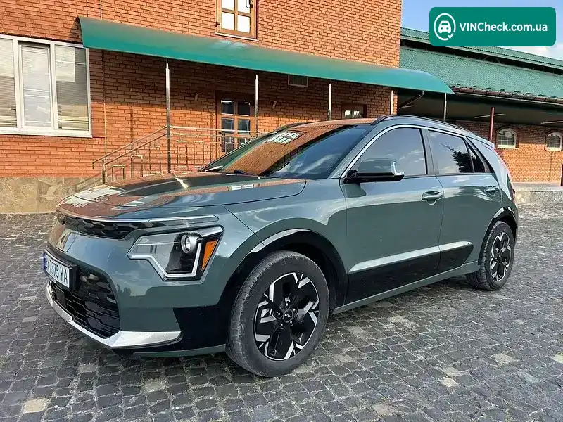 Kia Niro 2023, фото з оголошення 2 з 20, VIN KNDCR3L14P5050003