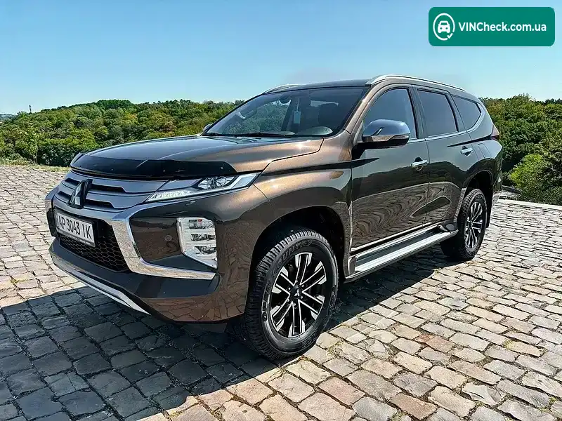 Mitsubishi Pajero Sport 2021, фото з оголошення 2 з 20, VIN MMCGUKS10MH000427