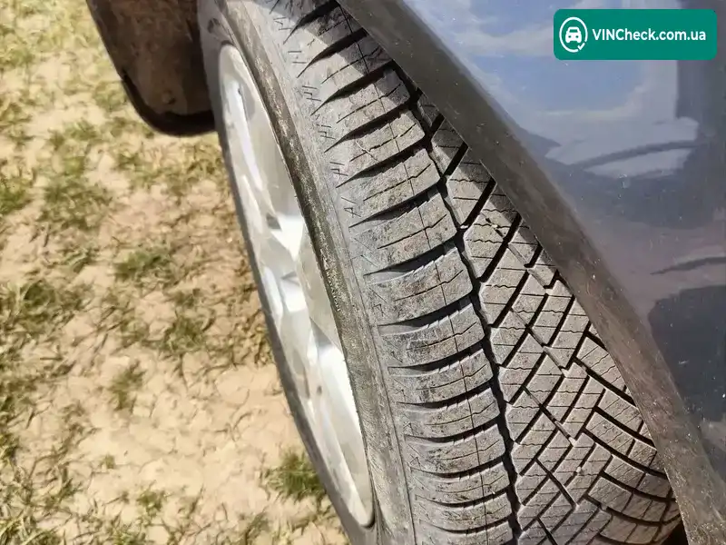 Audi A4 2004, фото з оголошення 2 з 11, VIN WAUZZZ8E04A271705