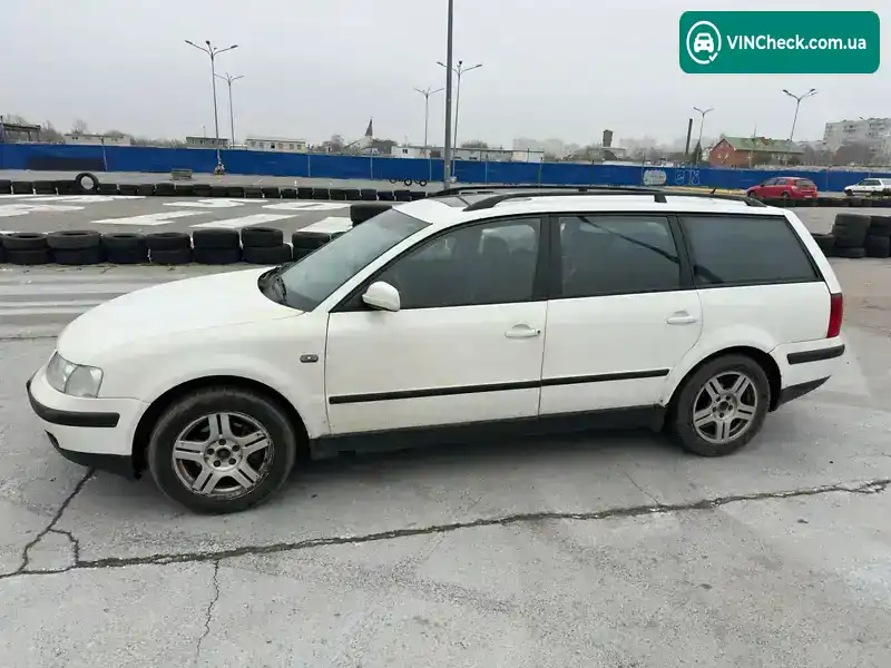 Volkswagen Passat 1999, фото з оголошення 2 з 6, VIN WVWZZZ3BZXE372723