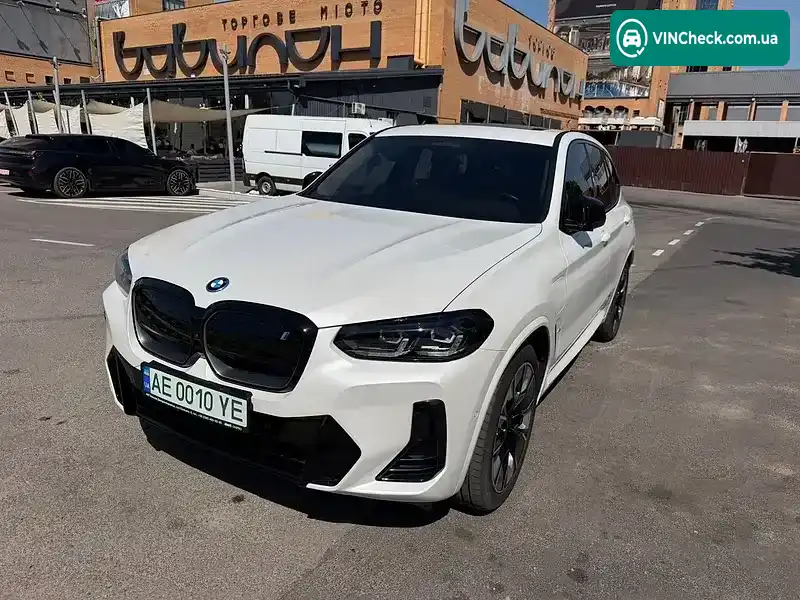 BMW iX3 2023, фото з оголошення 2 з 17, VIN LBV41DU01RSC86474