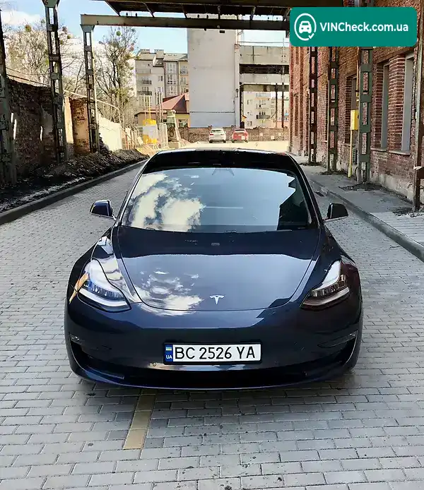 Tesla Model 3 2018, фото з оголошення 2 з 20, VIN 5YJ3E1EB1JF185113