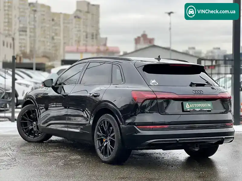 Audi e-tron 2022, фото з оголошення 2 з 21, VIN WA1VABGE1NB034079