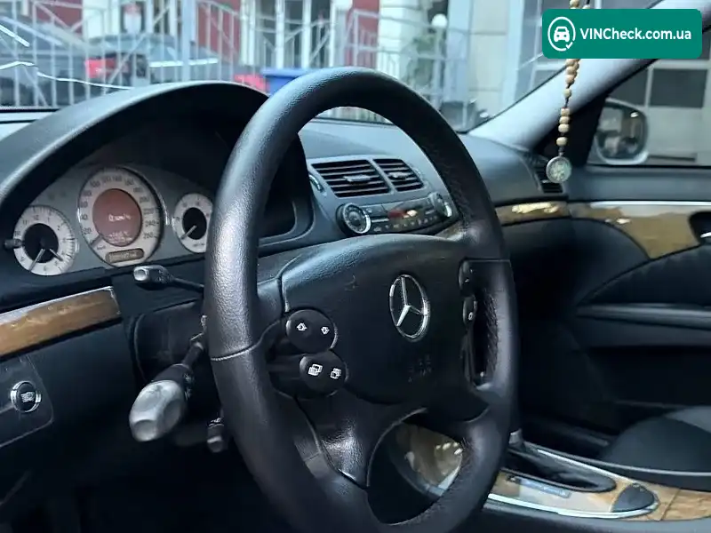 Mercedes-Benz E-Class 1997, фото з оголошення 1 з 10, VIN WDB2100721A264205