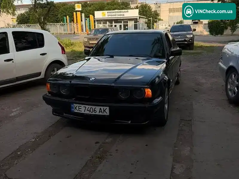 BMW 5 Series 1994, фото з оголошення 2 з 8, VIN WBAHE11000GE17327