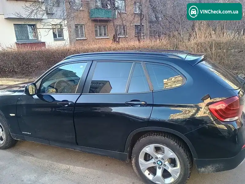 BMW X1 2011, фото з оголошення 2 з 7, VIN WBAVP11090VR74078