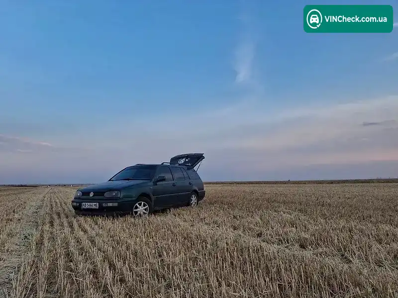 Volkswagen Golf 1997, фото з оголошення 1 з 11, VIN WVWZZZ1HZWK143819