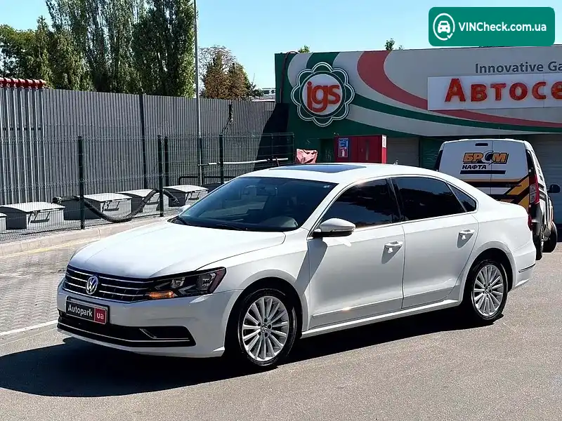 Volkswagen Passat 2016, фото з оголошення 1 з 20, VIN 1VWBT7A30HC002940