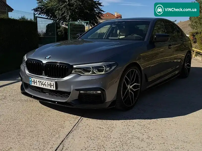 BMW 5 Series 2017, фото з оголошення 2 з 13, VIN WBAJB51070WB98812
