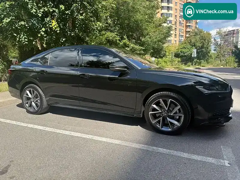 Skoda Superb 2025, фото з оголошення 2 з 12, VIN TMBCR0NZ1TC026393