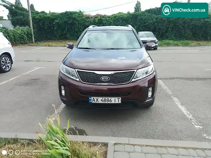 Kia Sorento 2014, фото з оголошення 2 з 10, VIN 5XYKT4A64FG588160