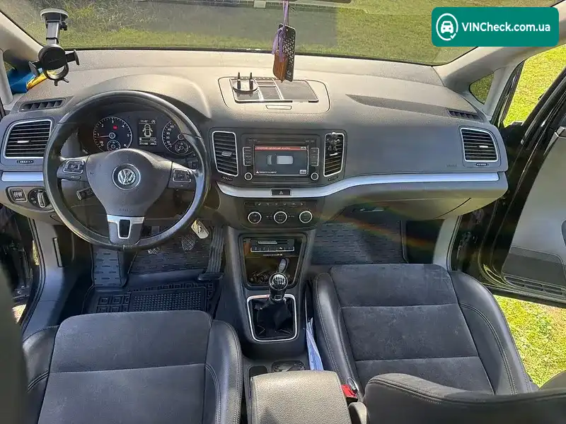 Volkswagen Sharan 2012, фото з оголошення 1 з 18, VIN WVWZZZ7NZDV003010