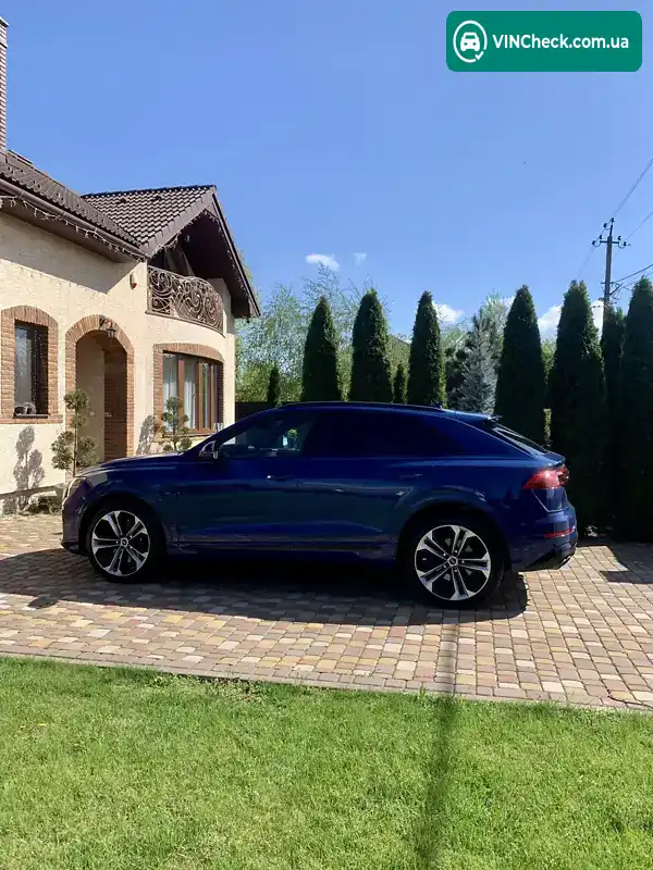 Audi SQ8 2024, фото з оголошення 1 з 20, VIN WAUZZZF10RD011813