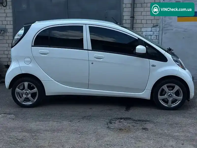 Mitsubishi i-MiEV 2011, фото з оголошення 2 з 18, VIN JMBLDHA3WCU001268