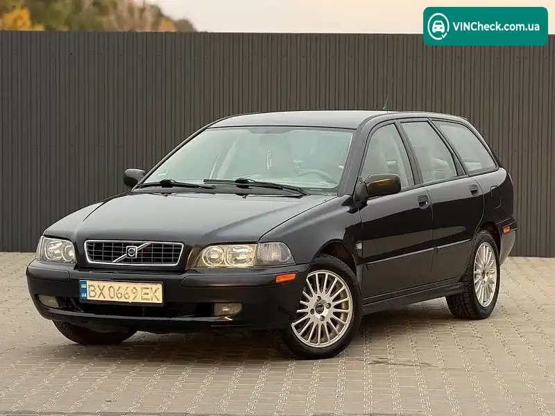 Volvo V40 2004, фото з оголошення 1 з 20, VIN YV1VW14K24F104681