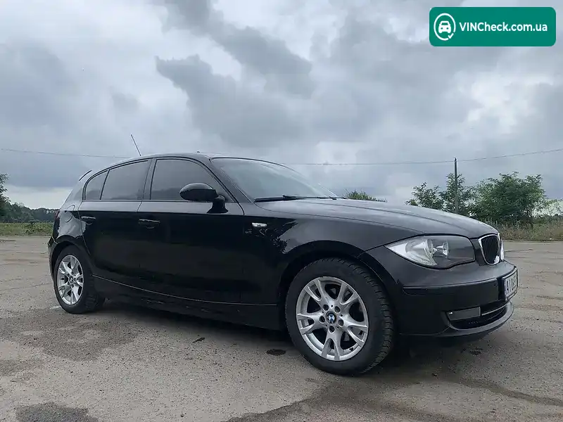 BMW 1 Series 2007, фото з оголошення 2 з 17, VIN WBAUD71030PD90175
