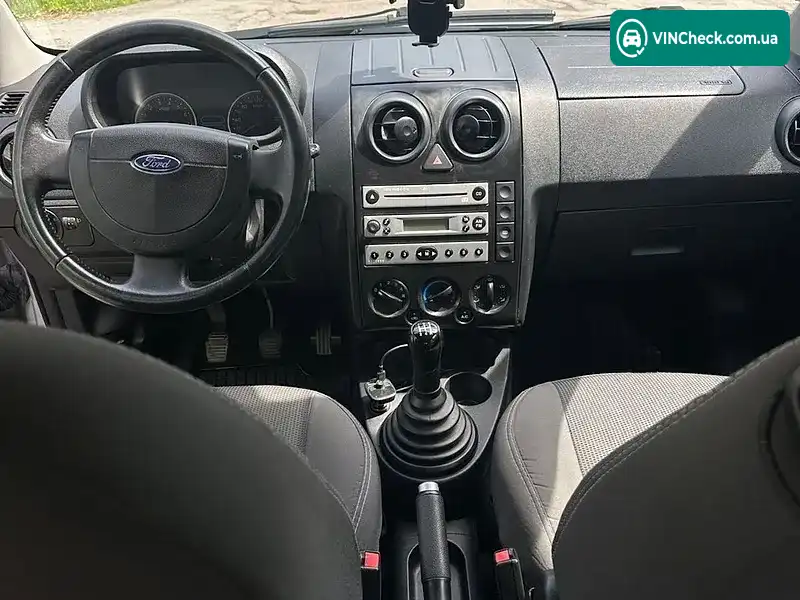 Ford Fusion 2005, фото з оголошення 2 з 6, VIN WF0UXXGAJU5C84053