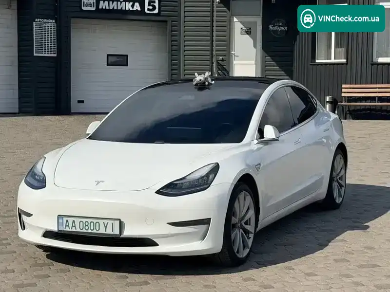 Tesla Model 3 2020, фото з оголошення 2 з 12, VIN 5YJ3E1EB2LF711672