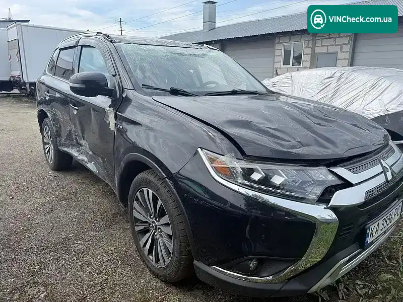 Mitsubishi Outlander 2019, фото з оголошення 1 з 11, VIN JA4JZ4AX1LZ603370