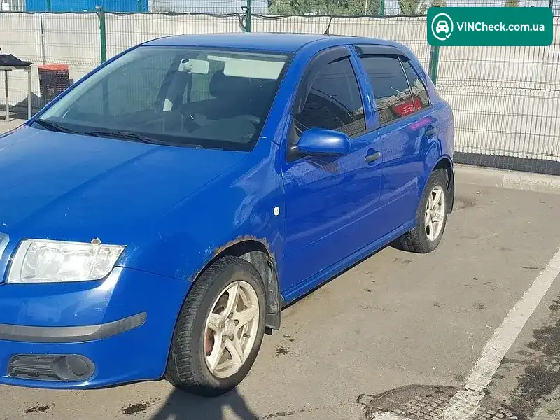 Skoda Fabia 2004, фото з оголошення 2 з 10, VIN TMBNC46Y25B035149