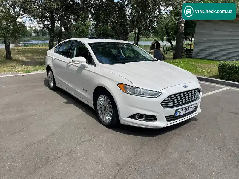 Ford Fusion 2012, фото з оголошення 1 з 15, VIN 3FA6P0LU9DR206868