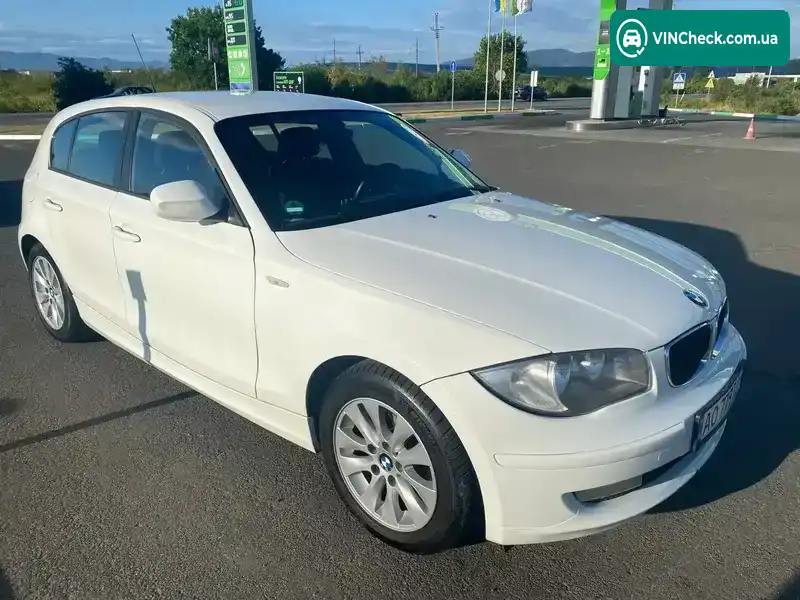 BMW 1 Series 2011, фото з оголошення 1 з 10, VIN WBAUH51080E667422