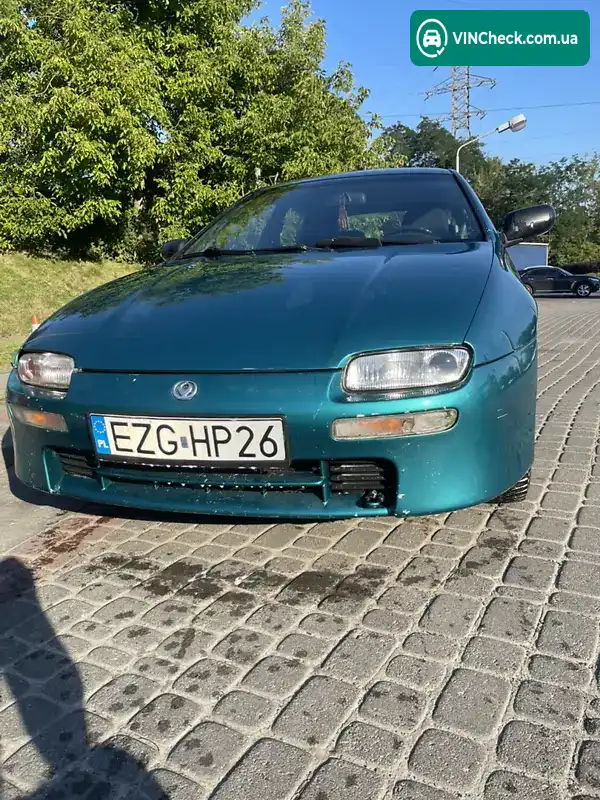 Mazda 323 1995, фото з оголошення 2 з 10, VIN JMZBA145201195999