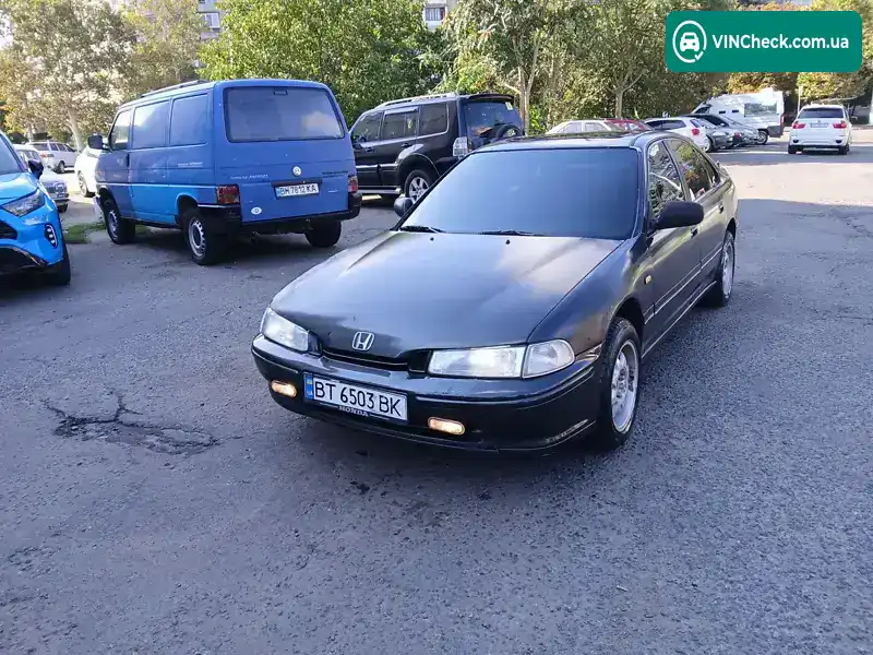 Honda Accord 1993, фото з оголошення 1 з 11, VIN SHHCC75700U004452