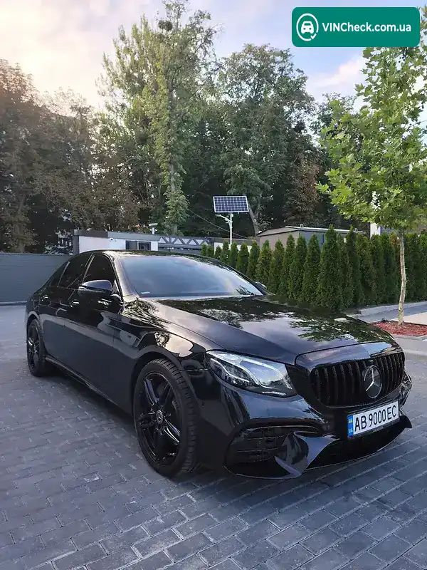 Mercedes-Benz E-Class 2019, фото з оголошення, VIN WDDZF8EB1LA698945