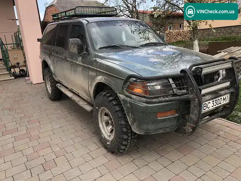 Mitsubishi Montero 1997, фото з оголошення 2 з 4, VIN JA4MT31P4VP003403