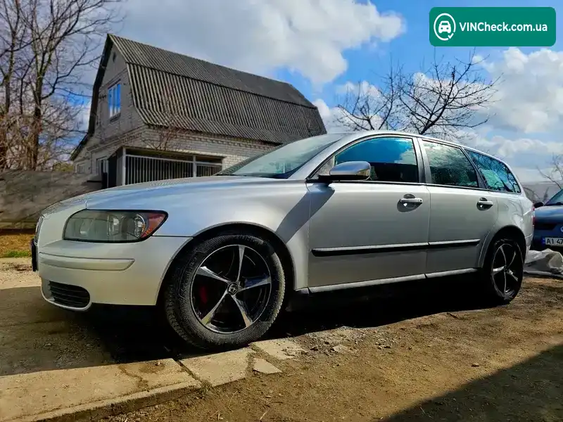 Volvo V50 2006, фото з оголошення 1 з 14, VIN YV1MW765262202244