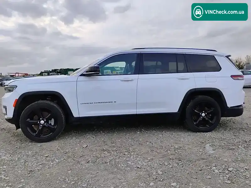 Jeep Grand Cherokee 2022, фото з оголошення 2 з 12, VIN 1C4RJKBG0M8187676