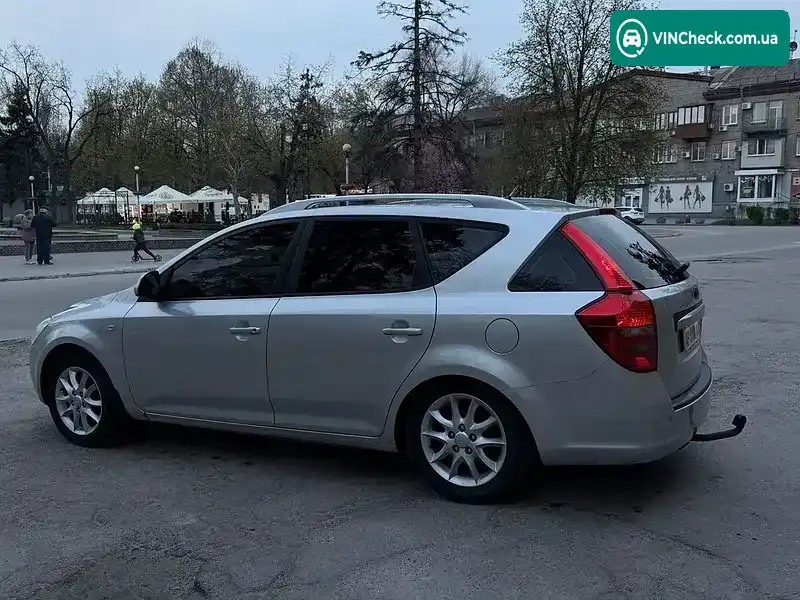 Kia Ceed 2007, фото з оголошення 2 з 17, VIN U5YFF52428L008029