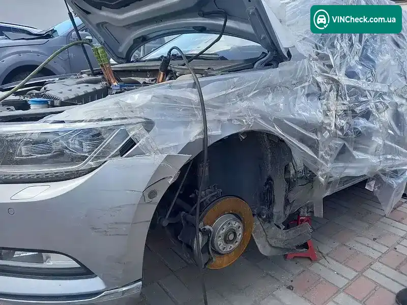 Volkswagen Passat 2019, фото з оголошення 1 з 18, VIN WVWZZZ3CZKE076462