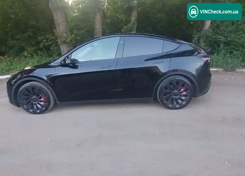 Tesla Model Y 2023, фото з оголошення 1 з 20, VIN 7SAYGDEF5PF830734